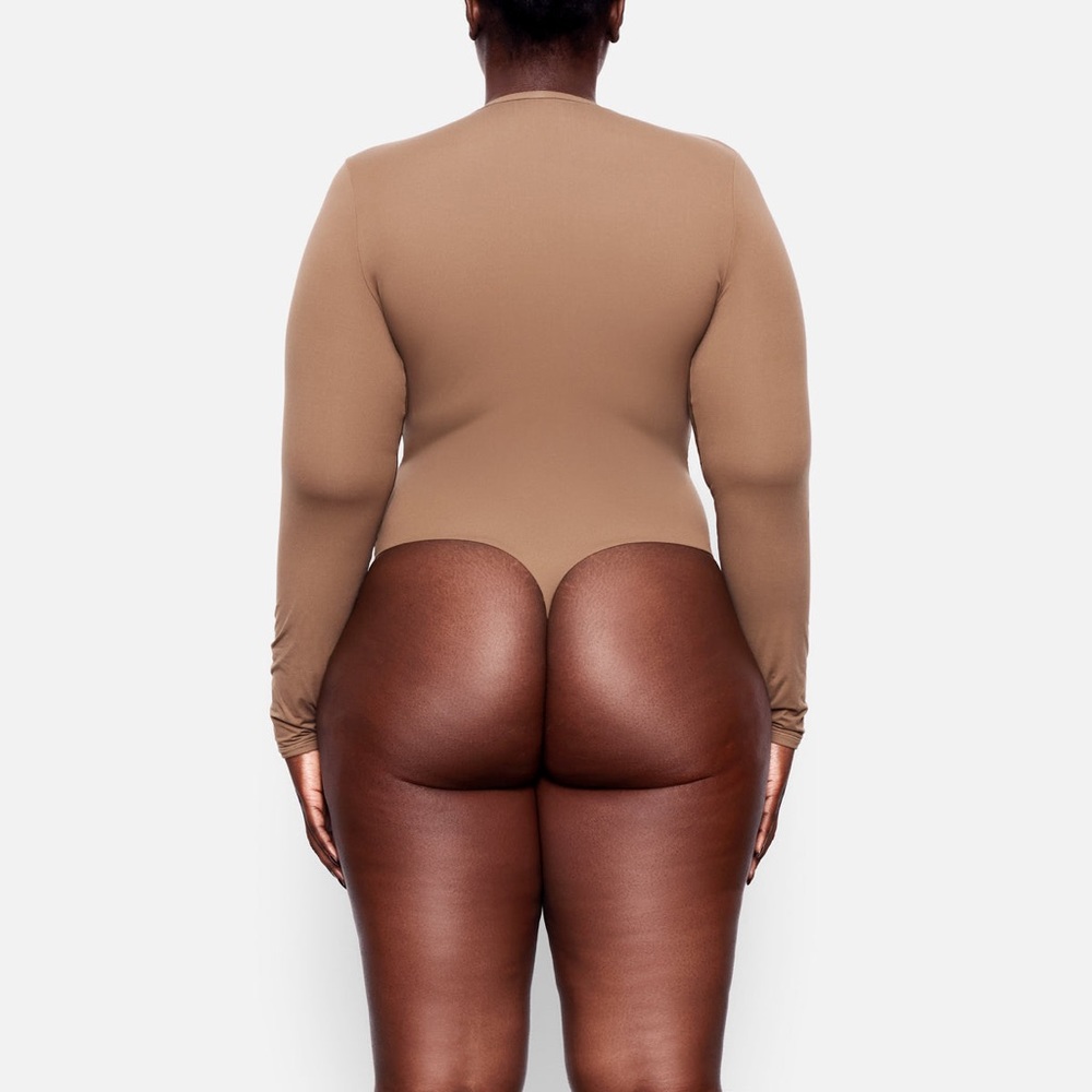 SKIMS FITS EVERYBODY LONG SLEEVE CREW NECK BODYSUIT in Oxide NEW - Picture 4 of 10
